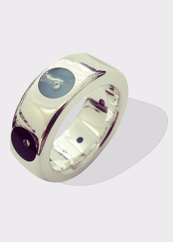 SIX DOTS ROUND RING